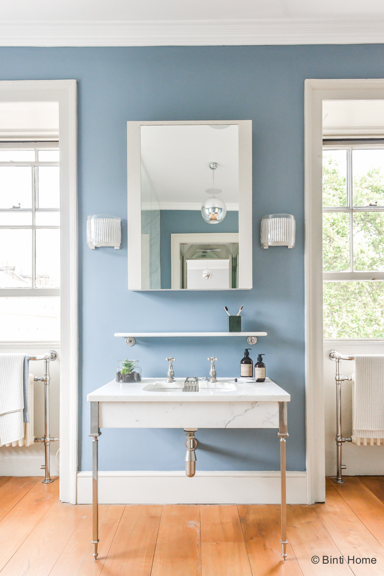 Huis inrichten met denim drift, de kleur van het jaar 2017 ...