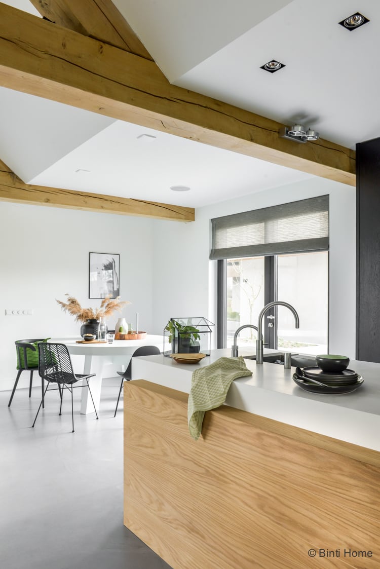 Keuken inrichting : botanisch geinspireerd met zwart, groen en hout