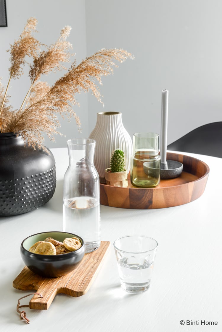 Keuken inrichting : botanisch geinspireerd met zwart, groen en hout