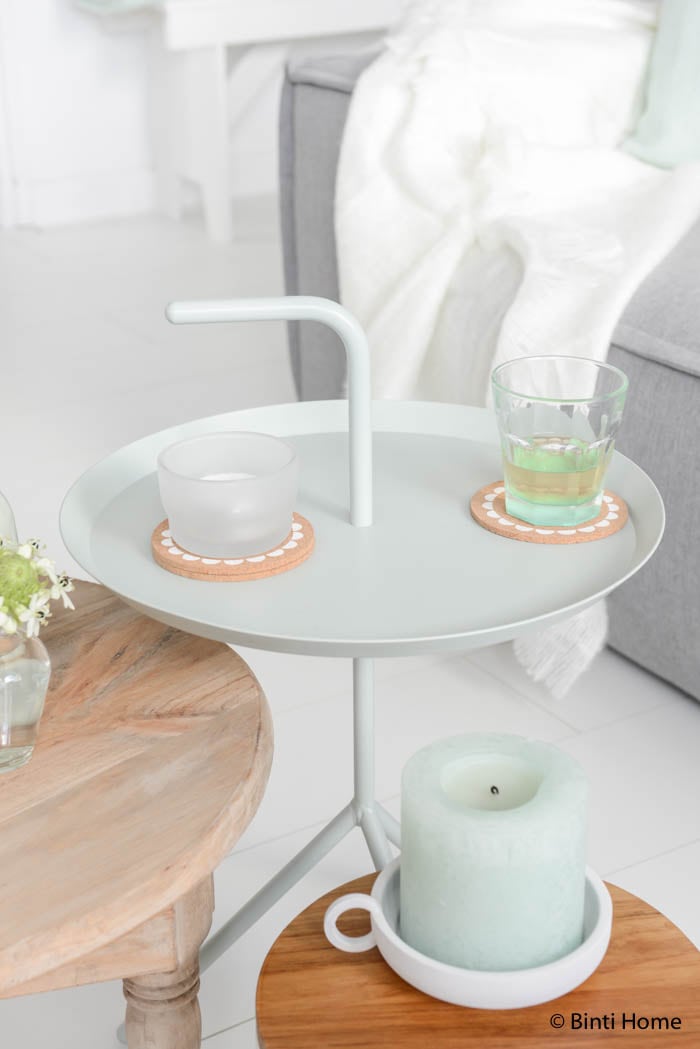 Hema woonkamerstyling in zachte kleuren hay dlm table ©Binti Home Blog
